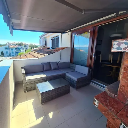 Sea View Lejlighed